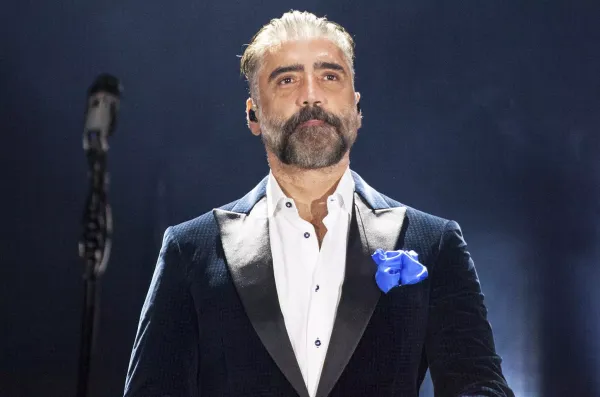 Alejandro Fernández en Medellín.